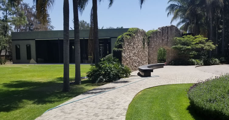 Casa Clementina. Tesistan